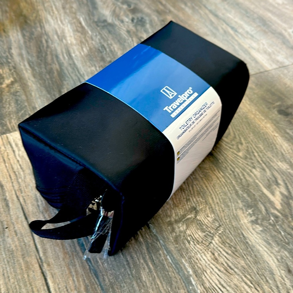 Travelpro Essentials Toiletry Organizer